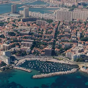Proche / Universites / Lumineux / Clim Toulon